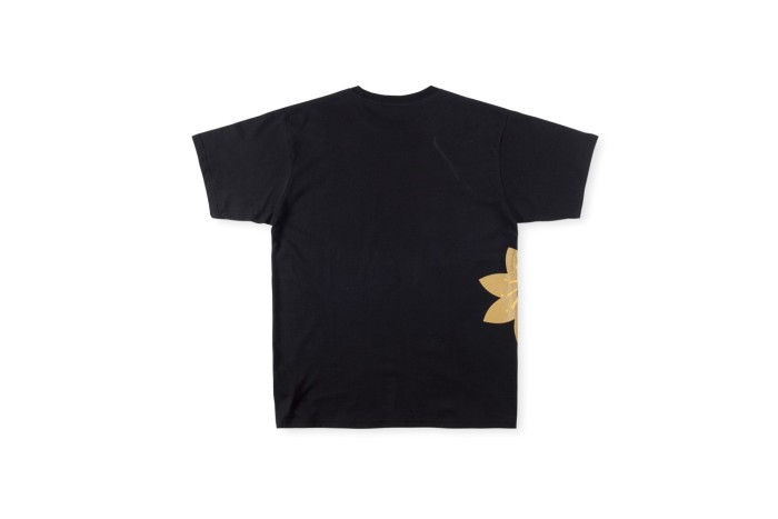 Black bear floral print short sleeve
