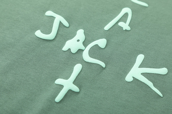 Barbell pattern back foam letters tee 2 colors