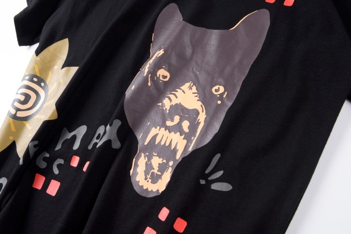 Black bear floral print short sleeve