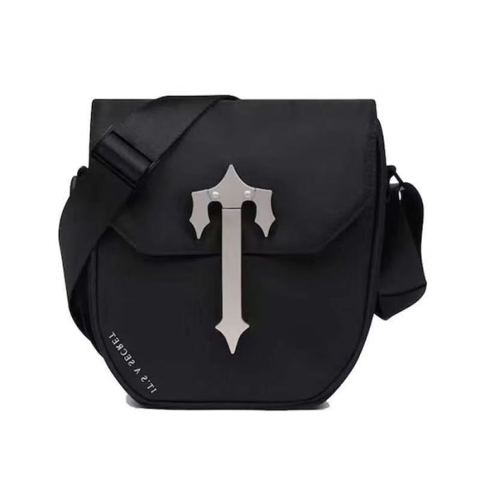 Trapstar Metal T logo retro crossbody bag
