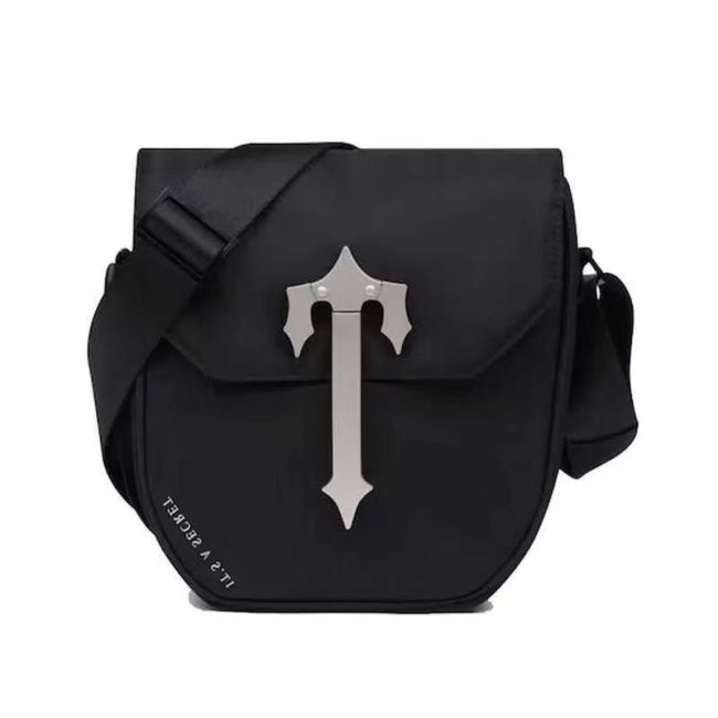 Trapstar Metal T logo retro crossbody bag