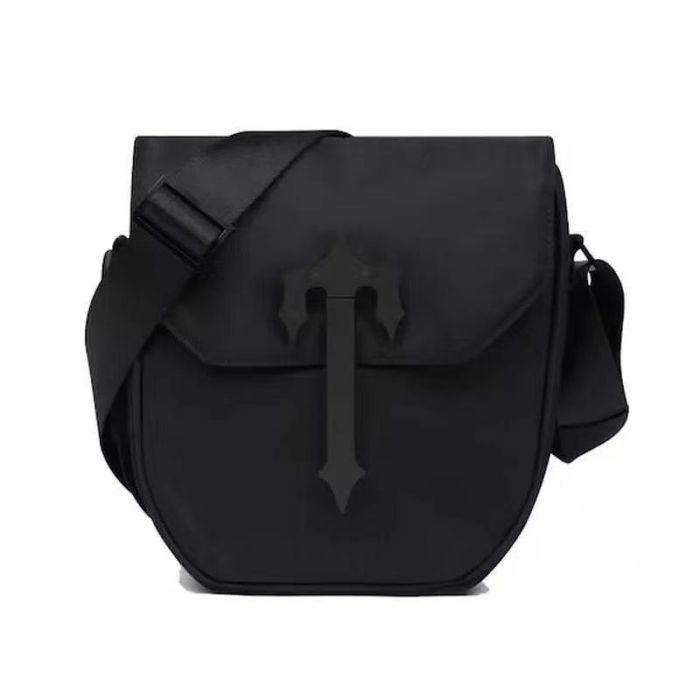 Trapstar Metal T logo retro crossbody bag