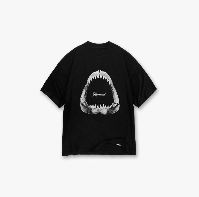 Sharp-toothed shark vintage printed tee 3 colors