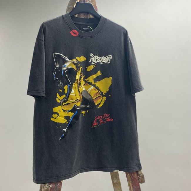 Yellow Sexy Dress Dancer print tee