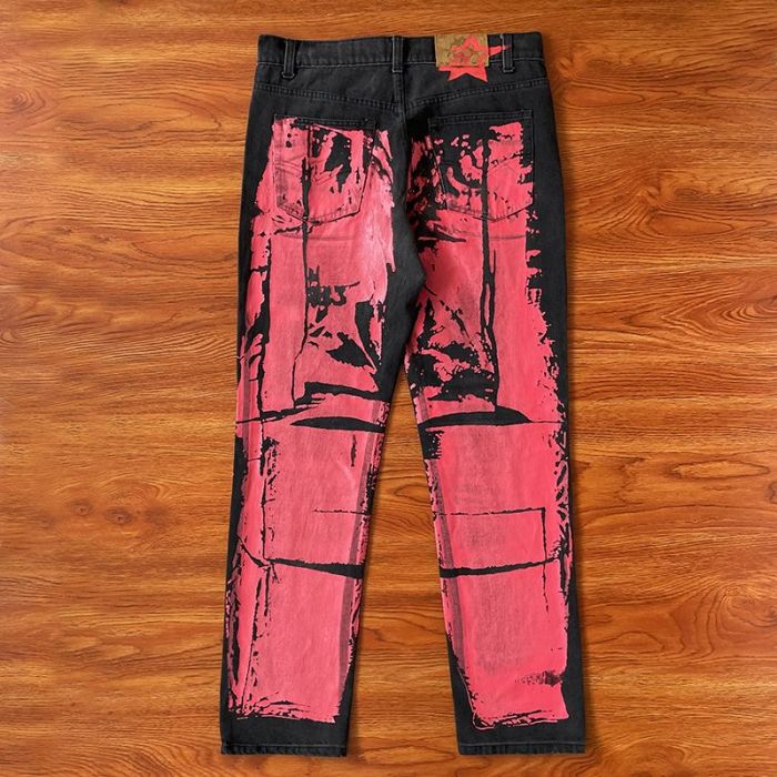 Retro black and white letters cracked pulp print jeans