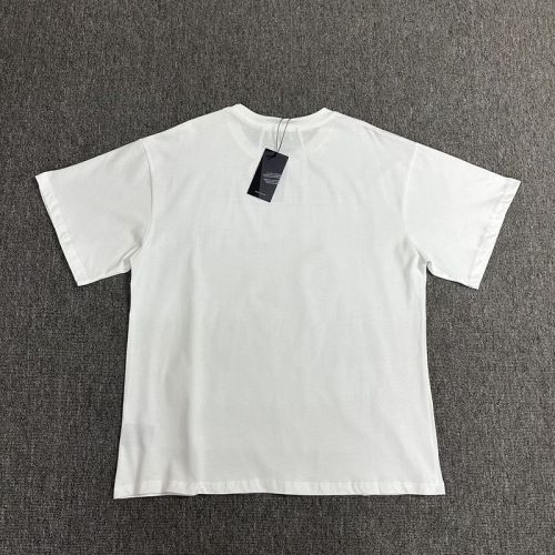 New Fun Gold Trimmed Letter Print Logo tee