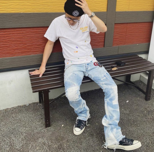 Creative Graffiti Short Sleeve tee 2 colors