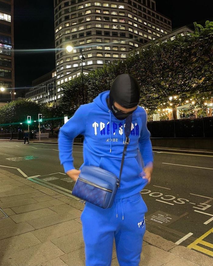 [50% Off]Blue and Green Gradient Letter Towel Embroidered Hoodie 2 colors 22743354