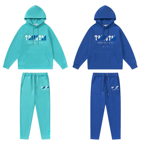 [50% Off]Blue and Green Gradient Letter Towel Embroidered Hoodie 2 colors 22743354