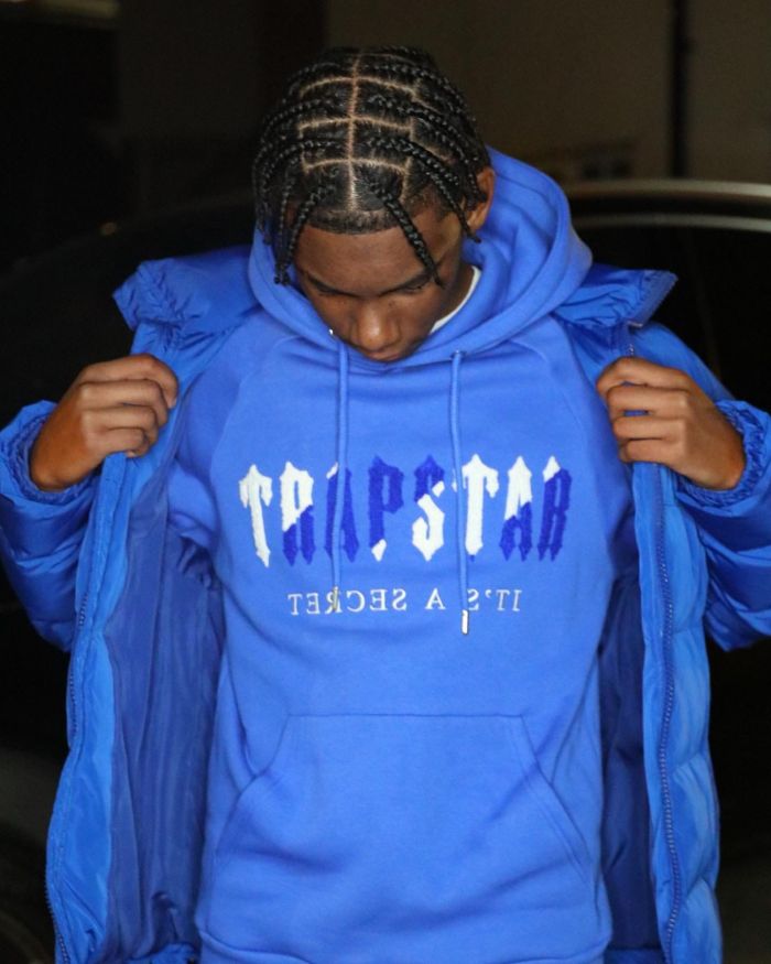 [50% Off]Blue and Green Gradient Letter Towel Embroidered Hoodie 2 colors 22743354