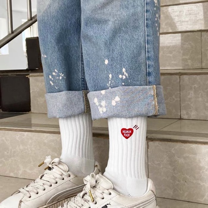 [buy more save more]Towel Bottom Heart Embroidered Sports Socks 4 Colors