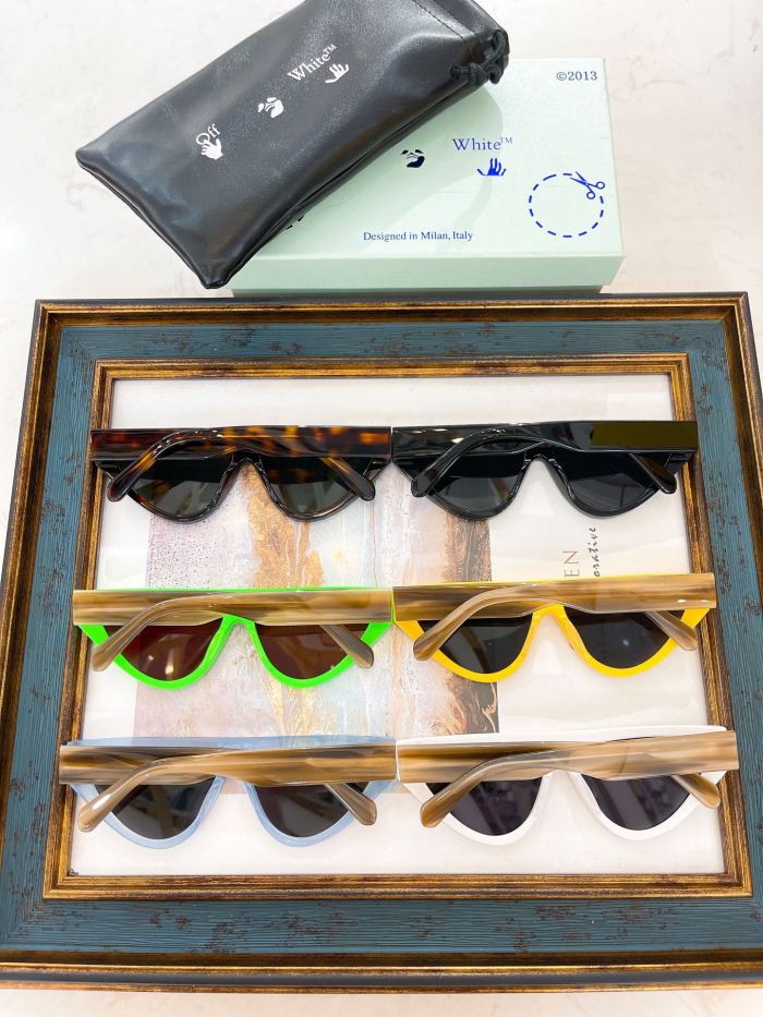 1:1 quality version Fashion inverted triangle thick sunglasses 6 Colors