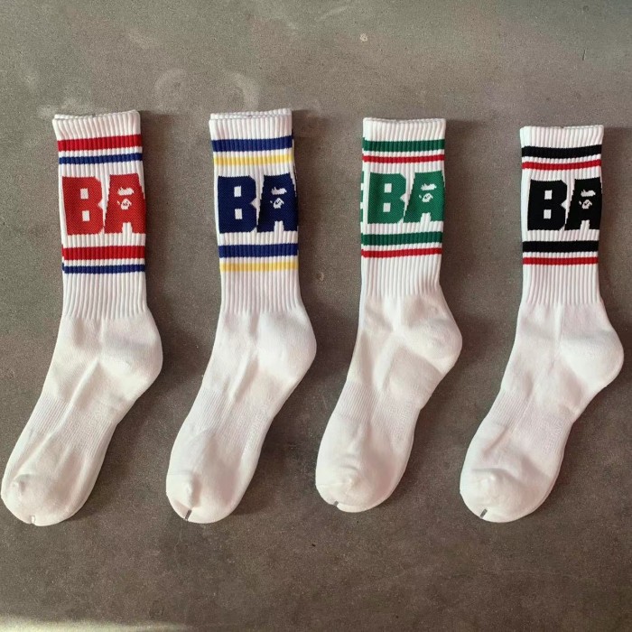 Bold letters sweat-wicking cotton socks 4 Colors