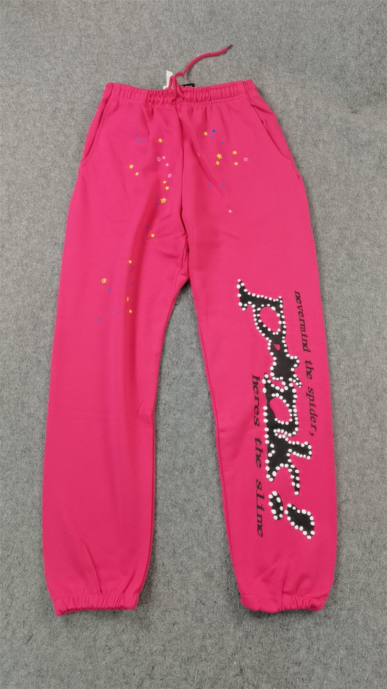 Young Thug Sp5der-Pink pants with white dots and black lettering