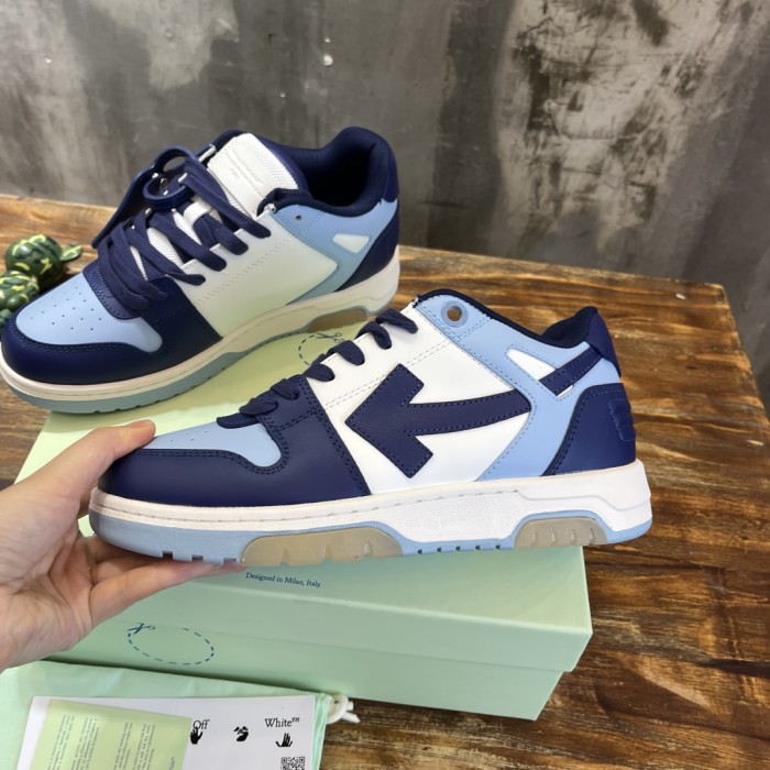 1:1 quality version Personalized Arrowhead Thick Sneakers