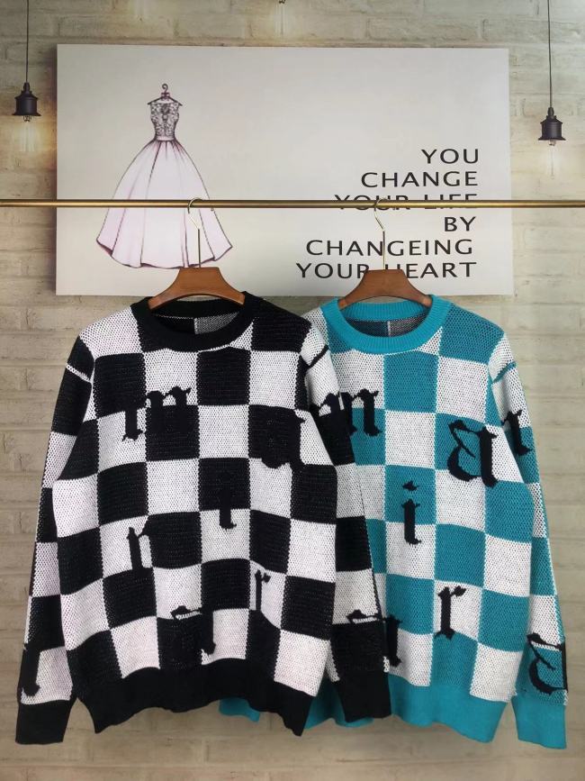 Checkerboard Full Body Appliqué Crew Neck Sweater 2 colors