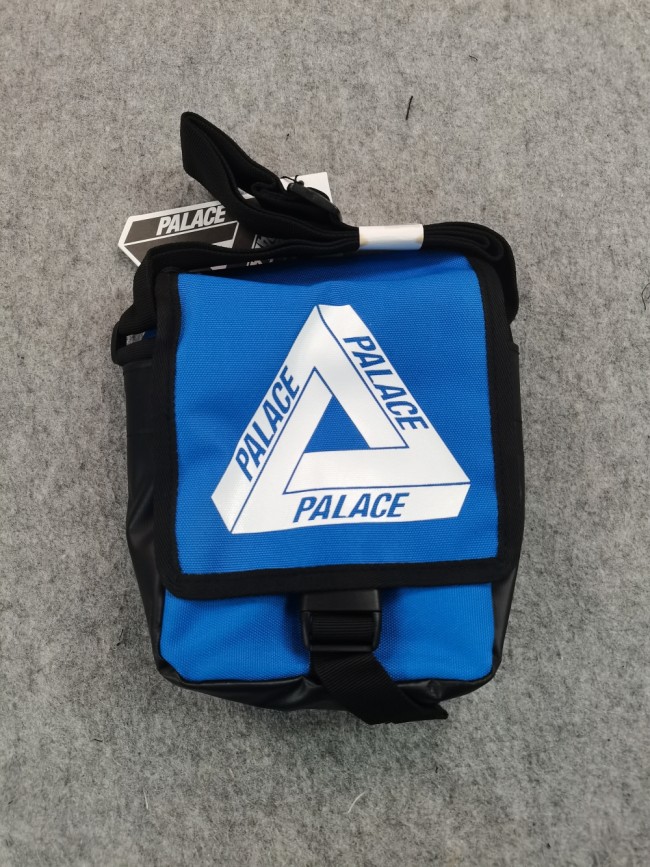 [Buy More Save More]Triangle Logo Shoulder Bag