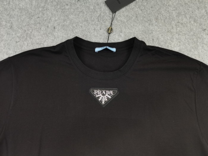 [Buy More Save More]Inverted Triangle Label Simple Print Short Sleeve Tee