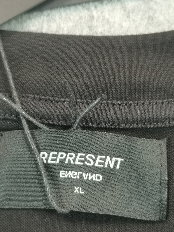 [Buy More Save More]Big R Print tee at Back