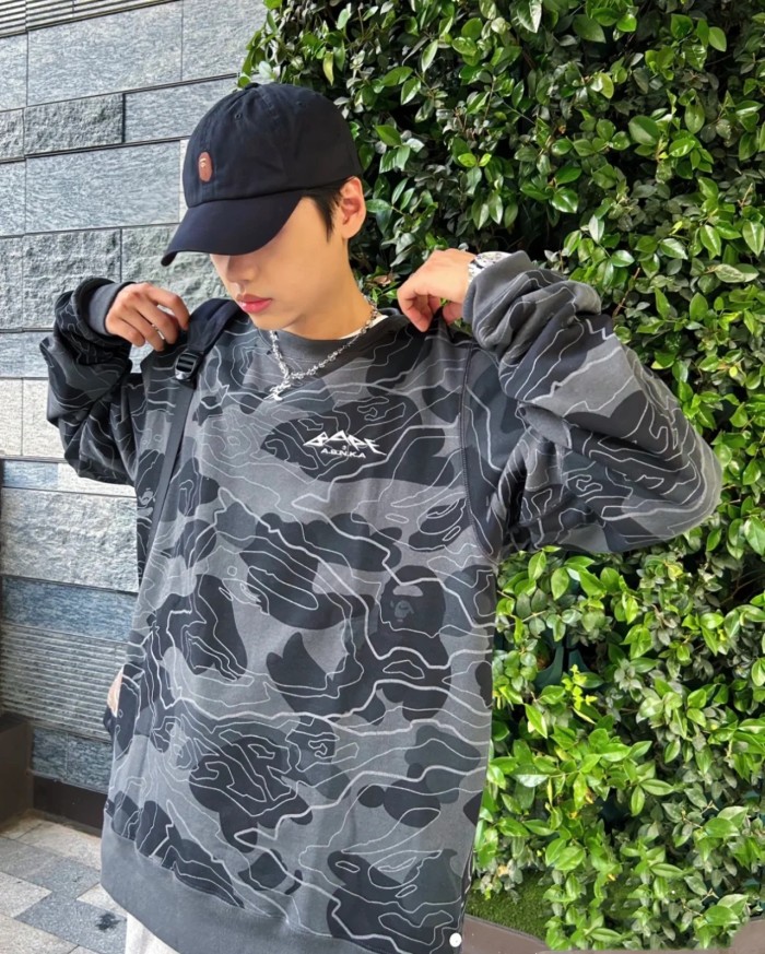 Layered Camouflage Pullover Crew Neck Sweatshirt 2 colors