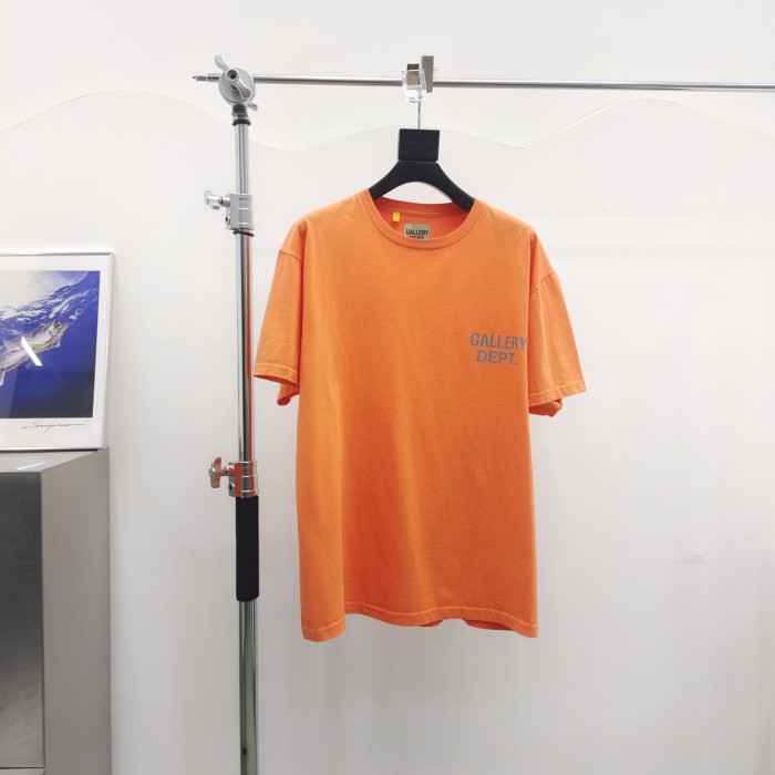 1:1 quality version Monogrammed short sleeve above the pocket 2 colors