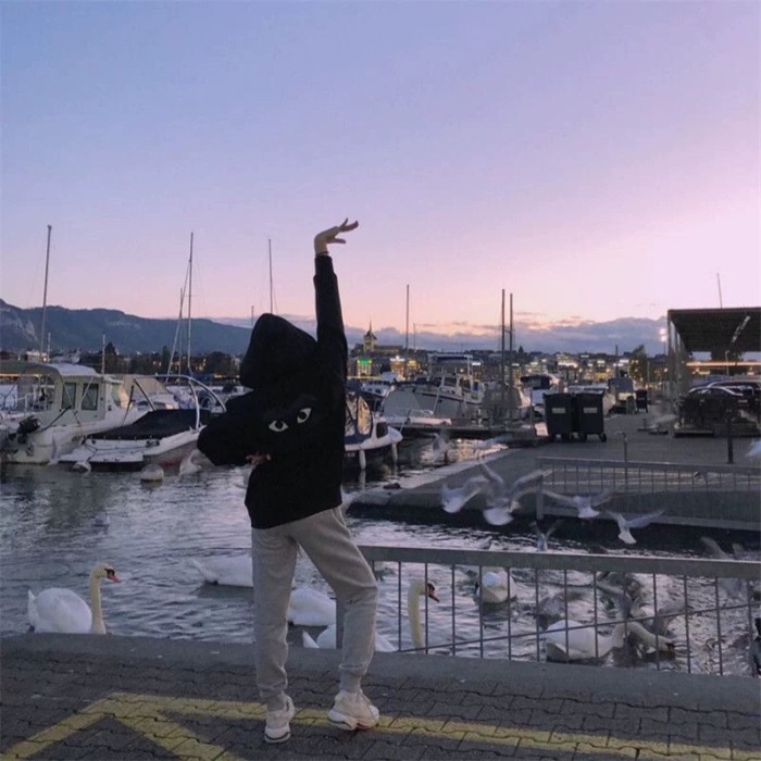[buy more save more]  Big black logo hoodie