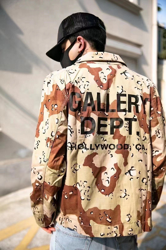 Square neck camouflage jacket