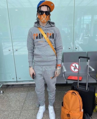 [buy more save more] Orange and Black Towel Embroidered Sweatshirt Hoodie 2 colors