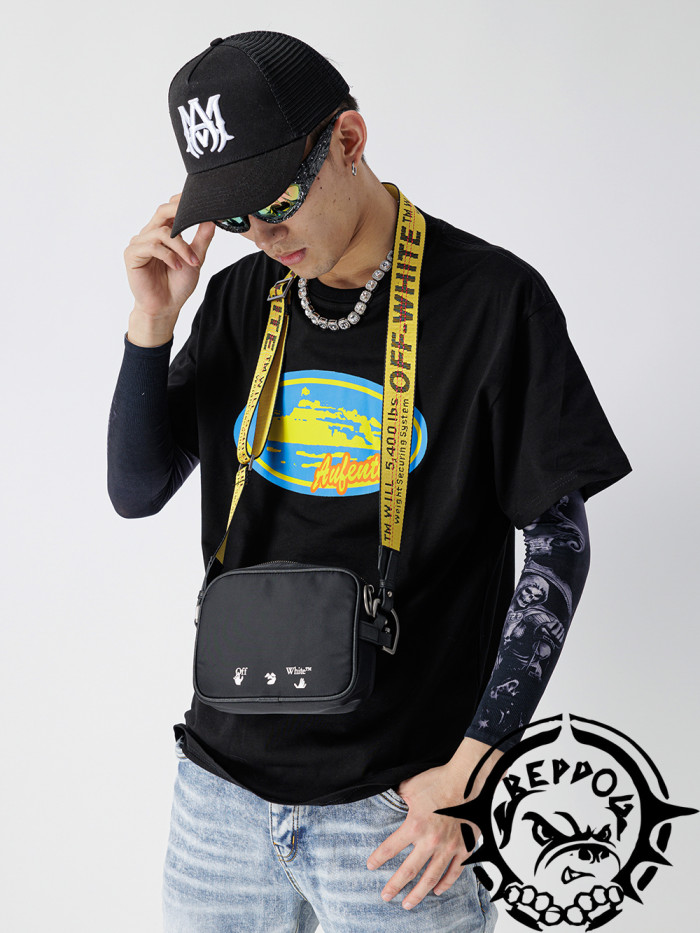 [buy more save more] Multicolor Mysterious Island Emblem Print tee 3 colors