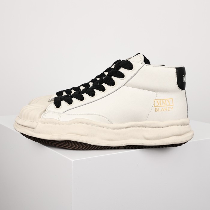 Leather Patchwork Midsole Shoes 2 colors