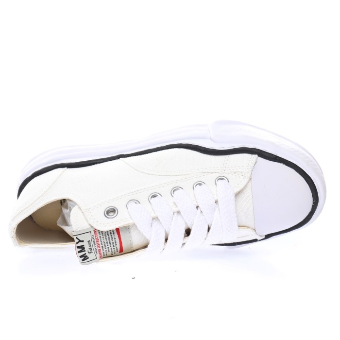 Solid Color Black Trim Canvas Shoes