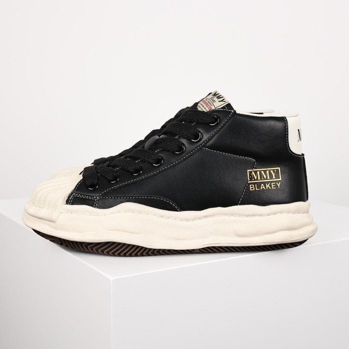 Leather Patchwork Midsole Shoes 2 colors