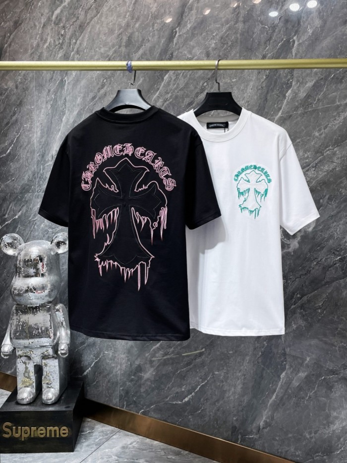 [buy more save more]Paw Print Cross Sanskrit Letter Patch Embroidered Tee 2 colors