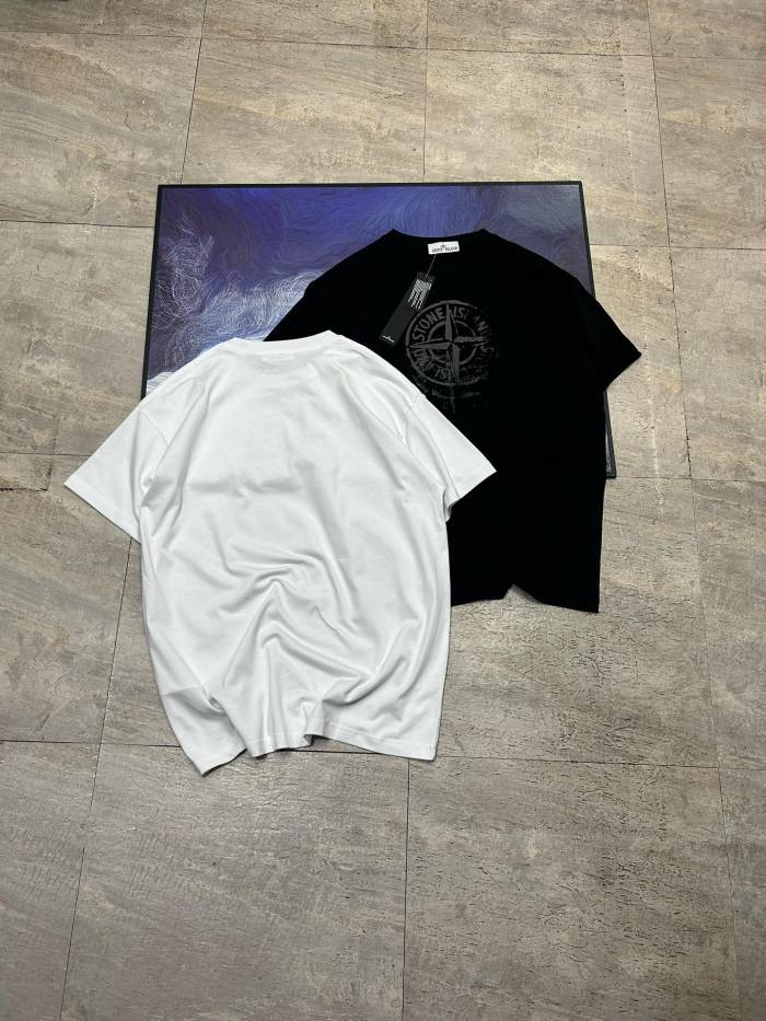 Solid Color Fuzzy Logo Round Neck Tee 2 colors
