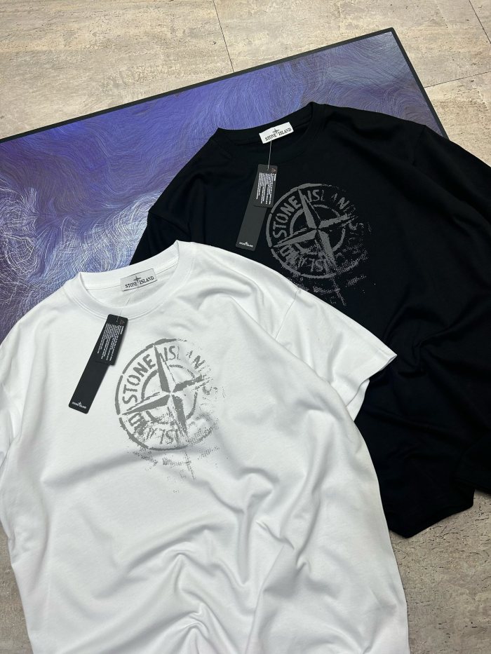 Solid Color Fuzzy Logo Round Neck Tee 2 colors