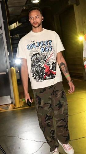 Extreme Cold Samurai Cartoon Print Tee