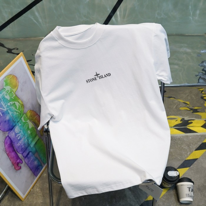 Chest Small Label Back Ruins Compass Photo Frame Tee 3 colors