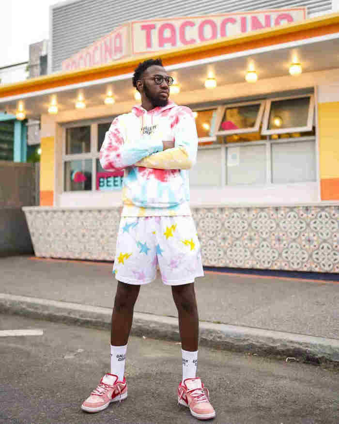 1:1 quality version  All-over Lightning Star Logo Print Shorts 6 colors
