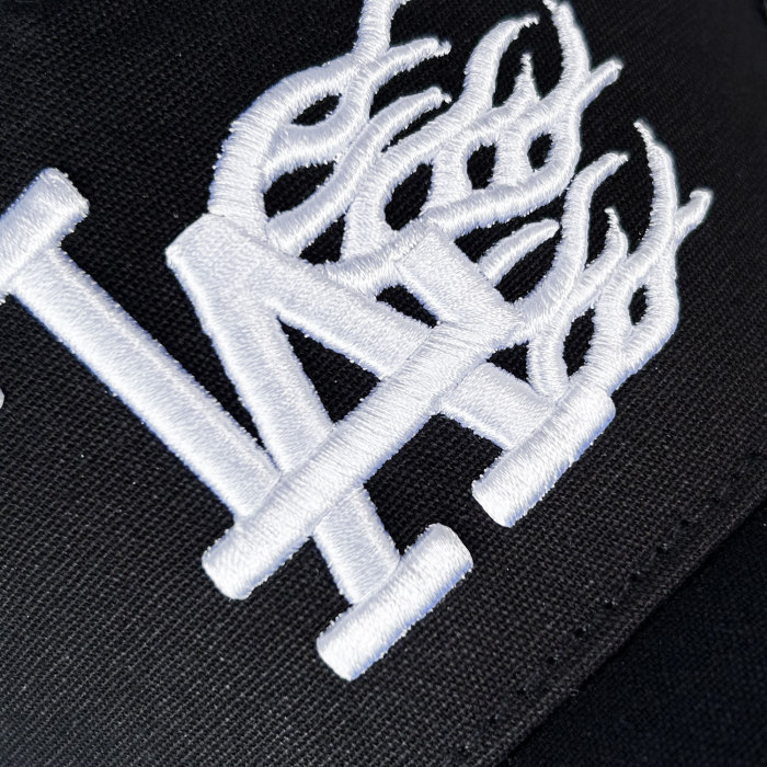 [50% Off]Three-dimensional white monogrammed logo embroidered duck hat 3 styles 26882119立体白色字母logo刺绣鸭舌帽