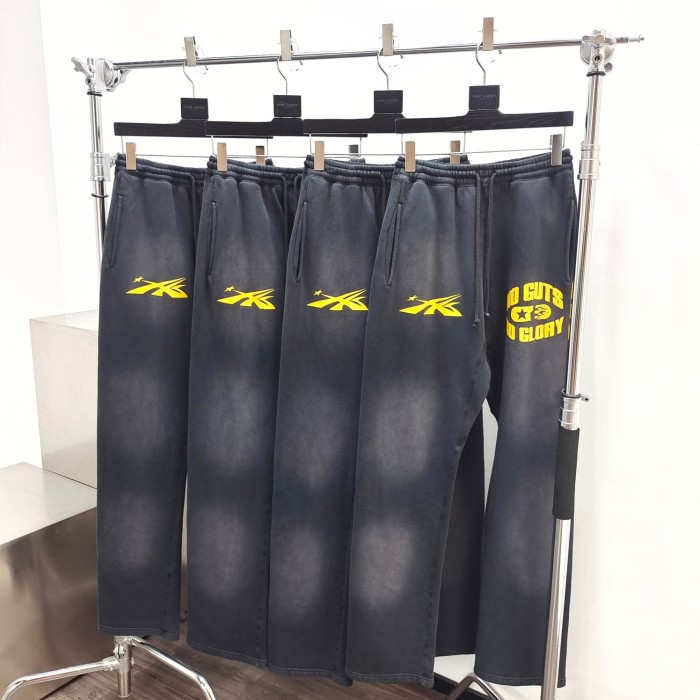 1:1 quality version Back Big yellow logo washed version Hoodie & Pants Set with NFC tag