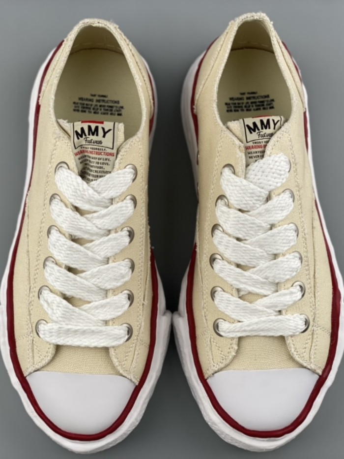 1:1 quality version Beige Red Trimmed Canvas Shoes