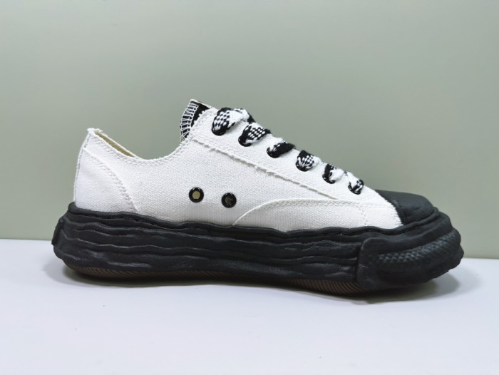 1:1 quality version Black and White Colorblocked Canvas Shoes