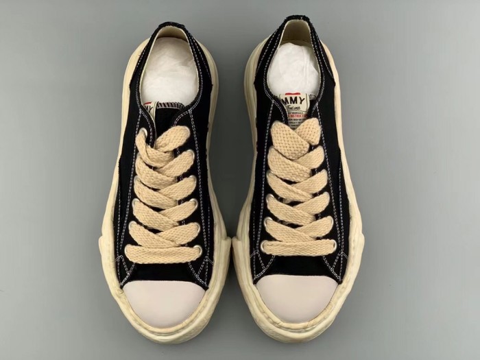 1:1 quality version Yellow soles Canvas low-top shoes
