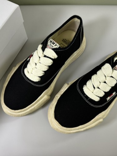 1:1 quality version Classic Black Aged Black Canvas Low Top Shoes