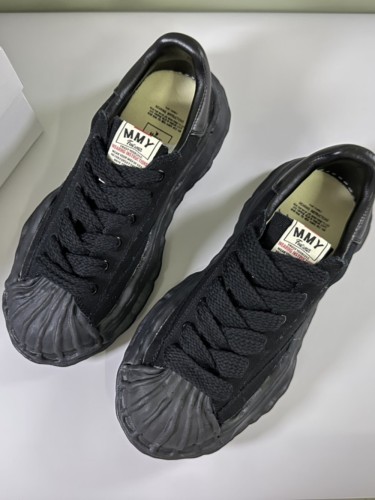 1:1 quality version Embroidered Canvas All Black Thick Bottom Board Shoes