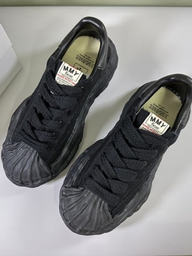 1:1 quality version Embroidered Canvas All Black Thick Bottom Board Shoes