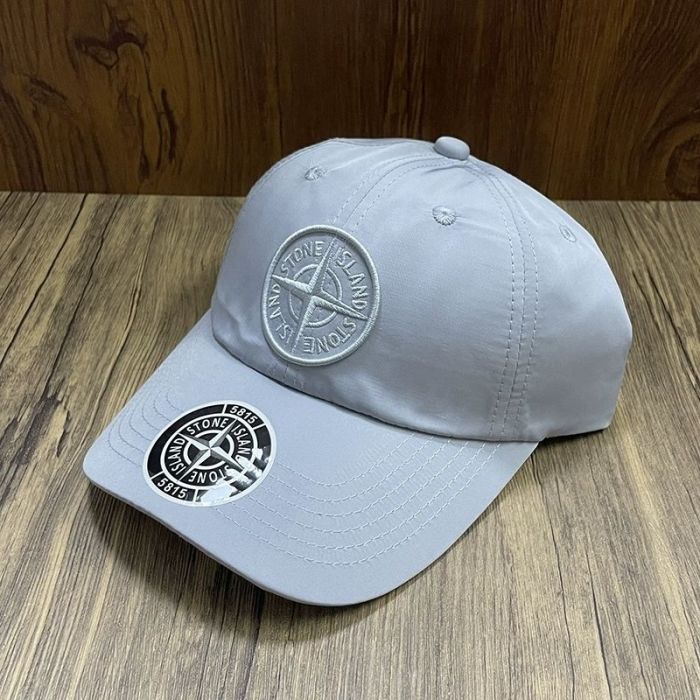 Embroidered large logo baseball cap 4 colors