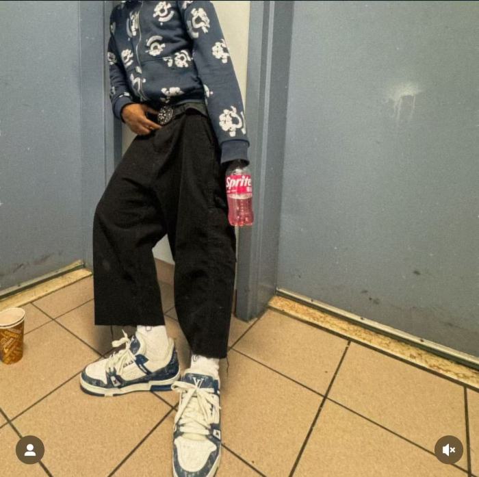 1:1 quality version Hot Silver Flower Navy Blue Hoodie & Sweatpants Set