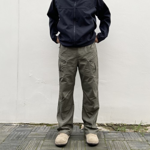 Three-dimensional cut multi-pocket outdoor straight leg cargo pants 3 colors