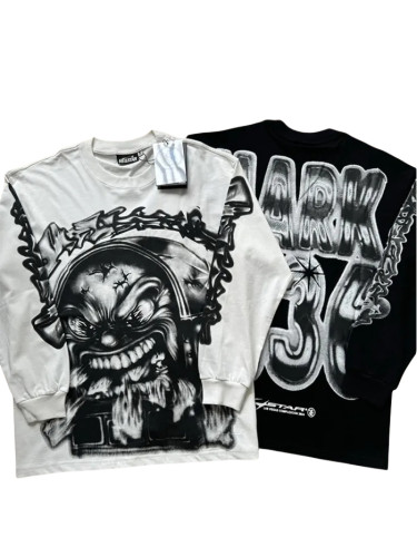 Back score printed long sleeve T-shirt